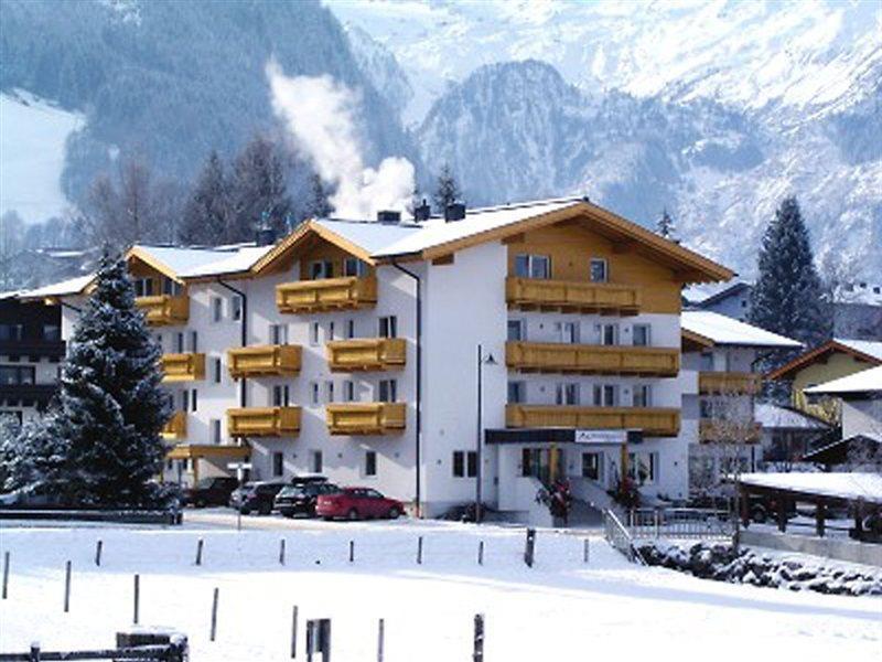 Hotel Vier Jahreszeiten By Vaya Inkl Zell Am See-Kaprun Sommerkarte Exterior foto