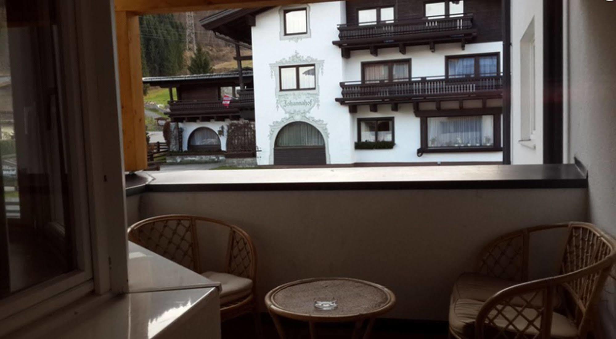 Hotel Vier Jahreszeiten By Vaya Inkl Zell Am See-Kaprun Sommerkarte Exterior foto